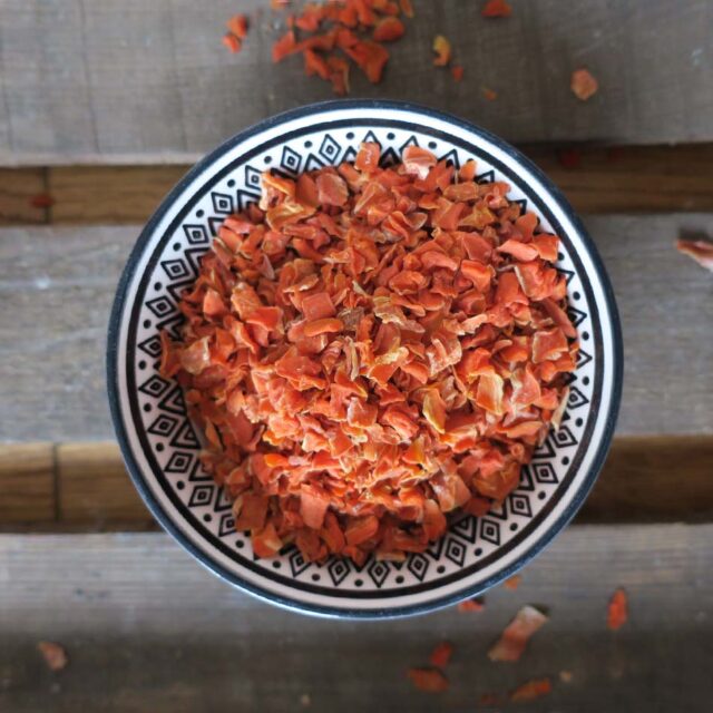 Getrocknete Karotten Möhren für dein Pferd für Vitamine & Minerlaien