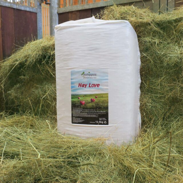 Eohippos Hay Love Heuersatz Pferd Raufutter für Pferde Heuhäcksel Heuersatz bestellen, getreidefrei für dein Pferd, reines Timothee Heu Gras, Heuhäcksel, Timothee Gras PUR, zur Verlängerung der Fresszeiten des Kraftfutters